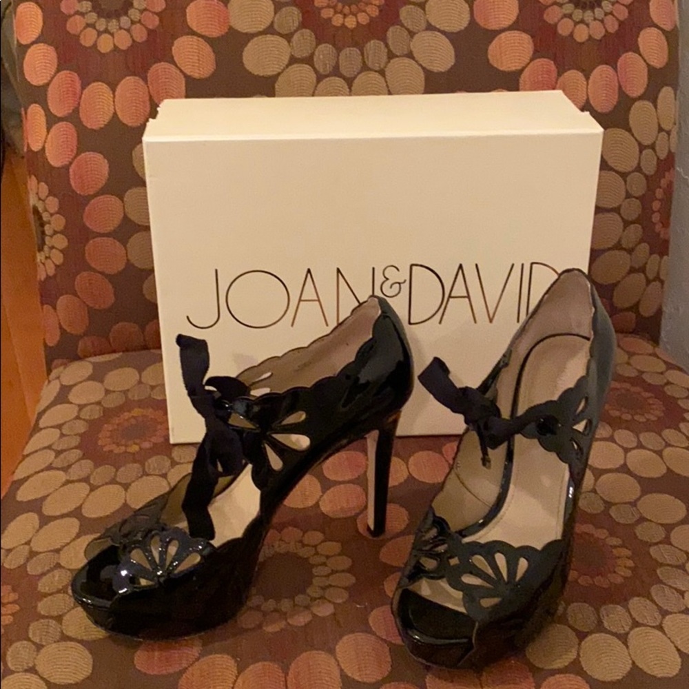 Joan&David:1”platform 5”heel black patent leather